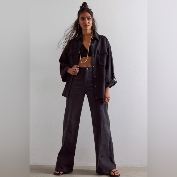 We The Free Denim - We The Free Libre Black Flare & Wide Leg Jeans **fits closer to 29**
